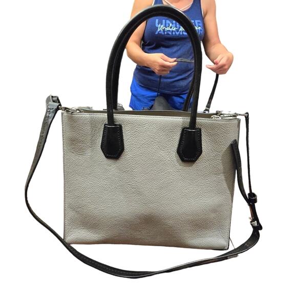 Michael Kors Mercer Large Grey Pebbled‎ Leather Tote Crossbody Satchel - Picture 5 of 16
